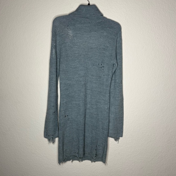 LOVERS & FRIENDS Keeney Sweater Dress in Grey Distressed NWT Size Large - Picture 4 of 5